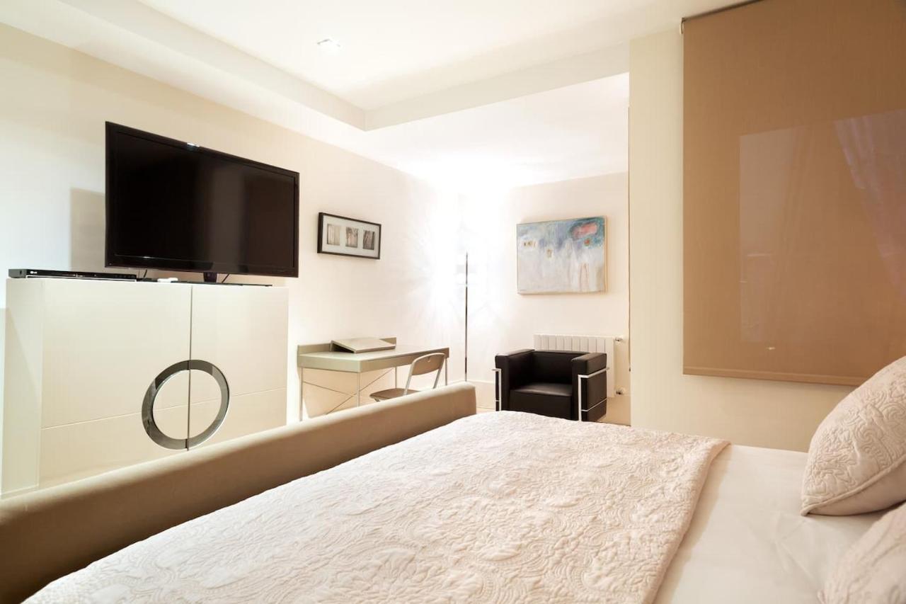 Stylish Center Apartment *